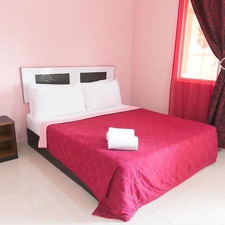 Sri Melor Inn Pantai Cenang  Buitenkant foto